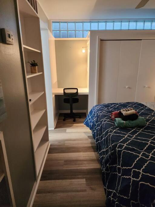 Blue Shark *W7* @ Montrose 1Br Private King Loft Apartment ฮูสตัน ภายนอก รูปภาพ