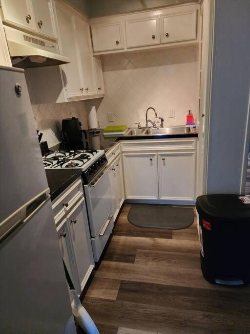 Blue Shark *W7* @ Montrose 1Br Private King Loft Apartment ฮูสตัน ภายนอก รูปภาพ