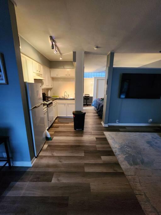 Blue Shark *W7* @ Montrose 1Br Private King Loft Apartment ฮูสตัน ภายนอก รูปภาพ